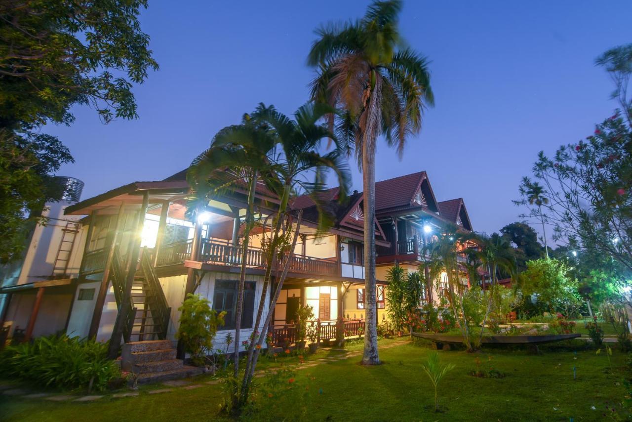 Kongmany Colonial House Otel Muang Không Dış mekan fotoğraf