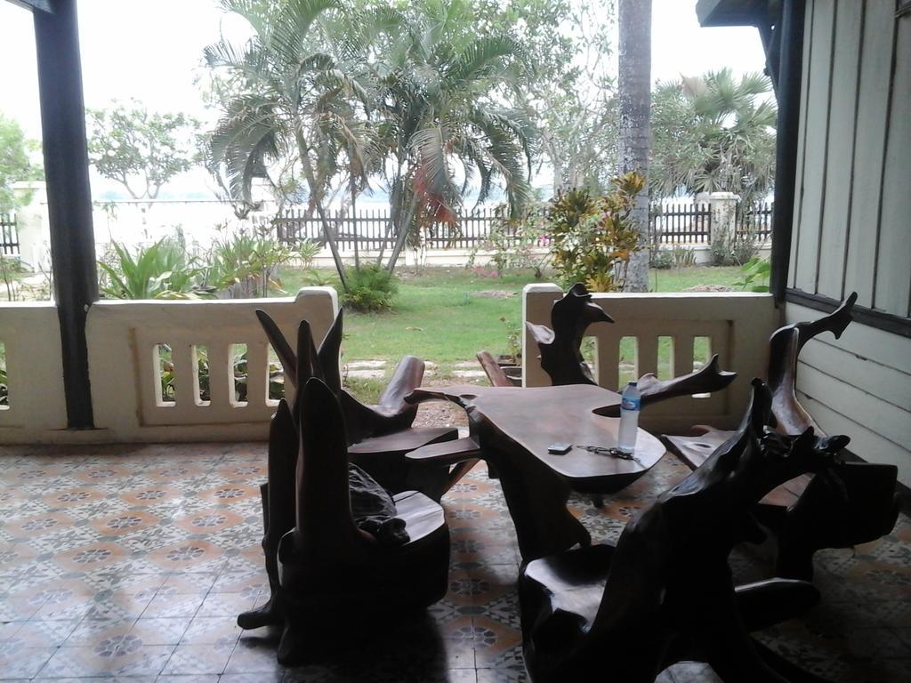 Kongmany Colonial House Otel Muang Không Dış mekan fotoğraf