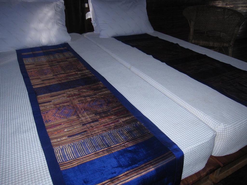 Kongmany Colonial House Otel Muang Không Dış mekan fotoğraf